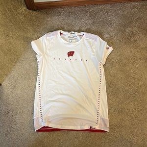 under armour badgers tee!!